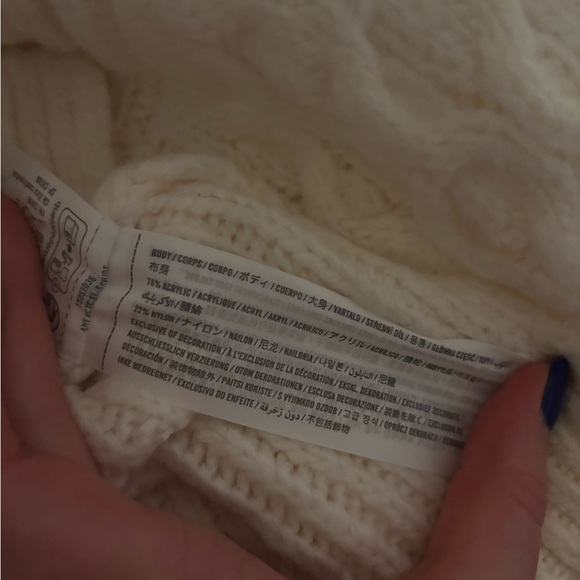 Abercrombie & Fitch White Cable Turtleneck Sweater - Picture 15 of 15